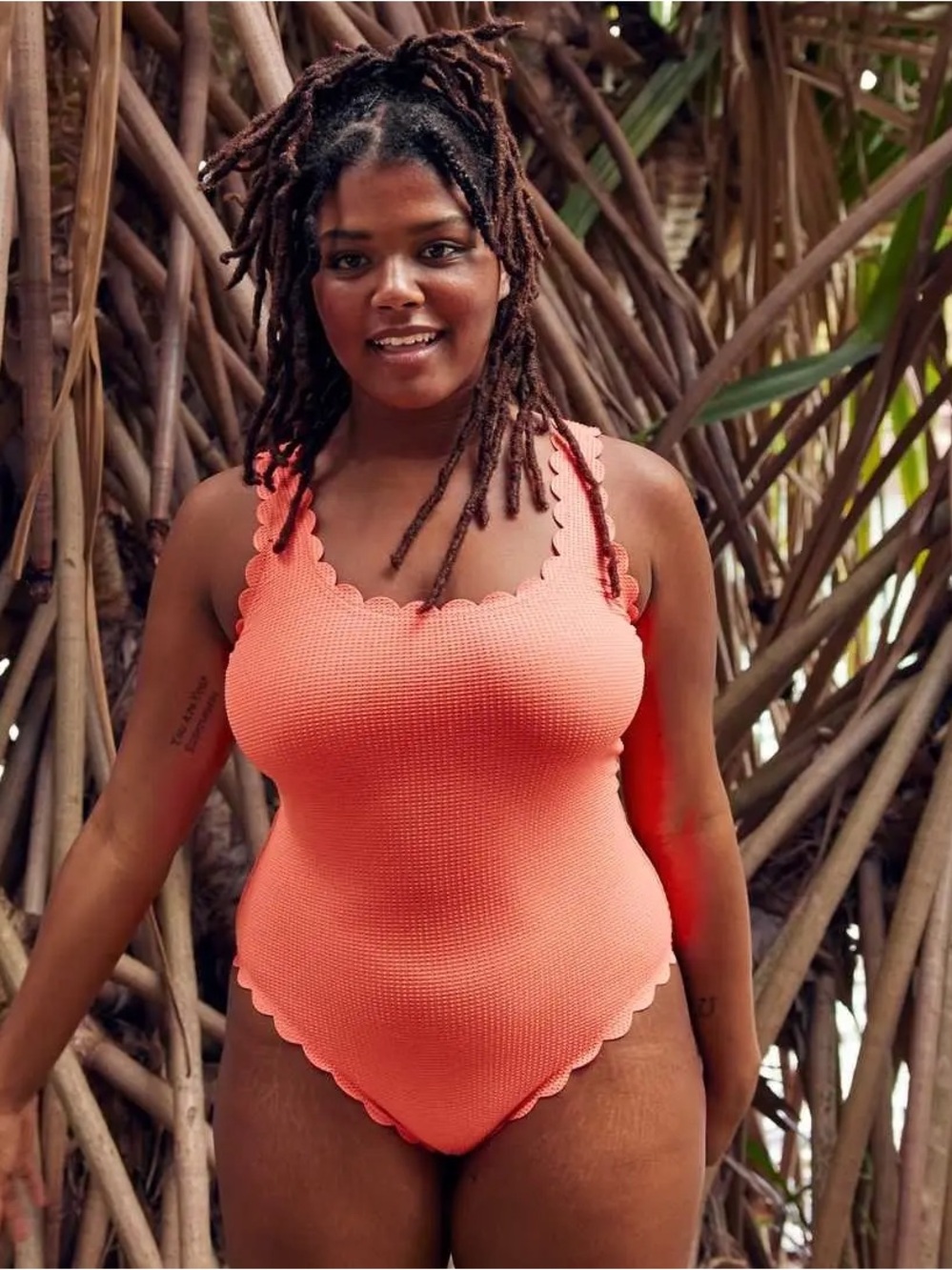 aerie Scallop-Edge One-Piece Swimsuit in Coral